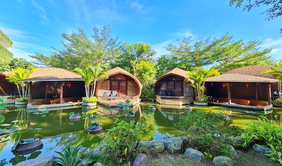 TẮM KHOÁNG ONSEN & SPA CAO CẤP