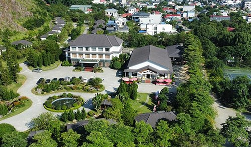 TẮM KHOÁNG ONSEN & SPA CAO CẤP