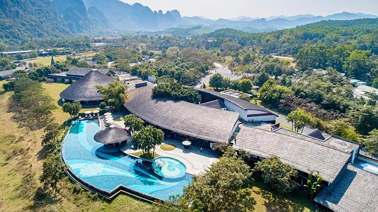 Serena Resort Kim Bôi – tắm khoáng Onsen